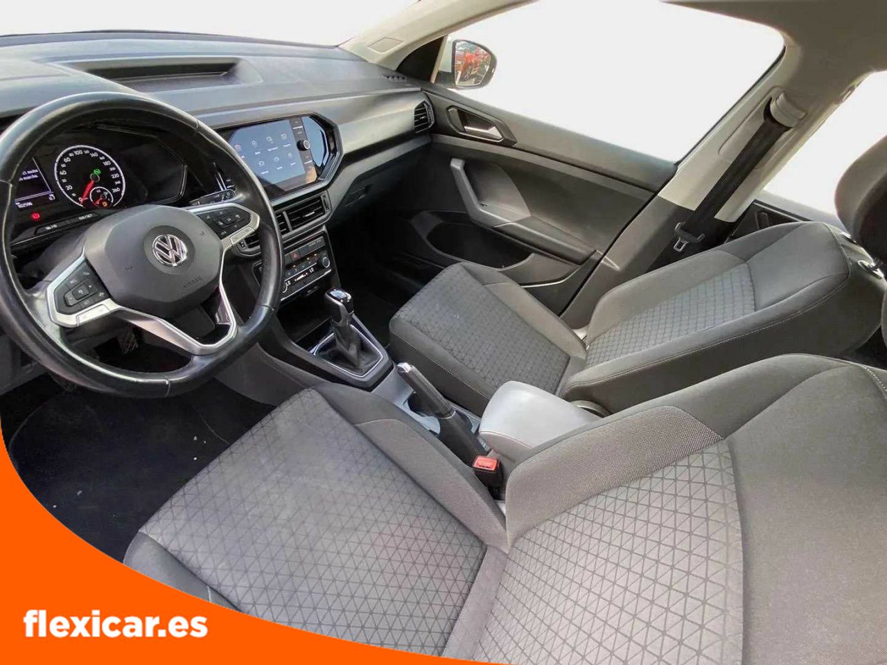 Foto Volkswagen T-Cross 10