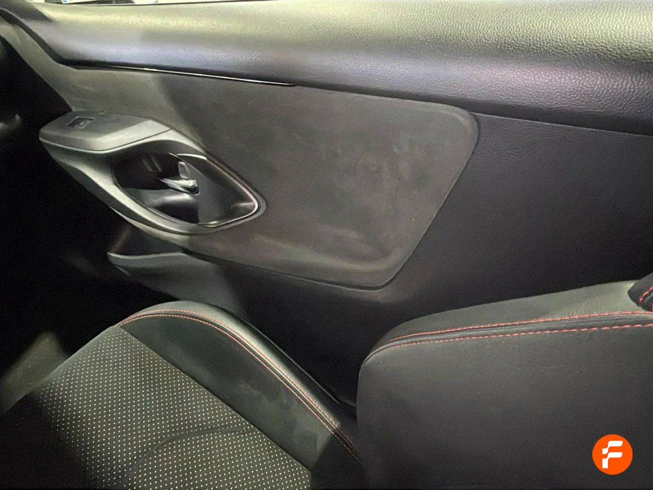 Foto Toyota Yaris 14