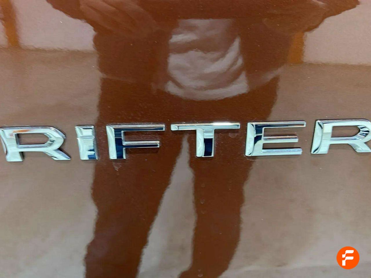 Foto Peugeot Rifter 10