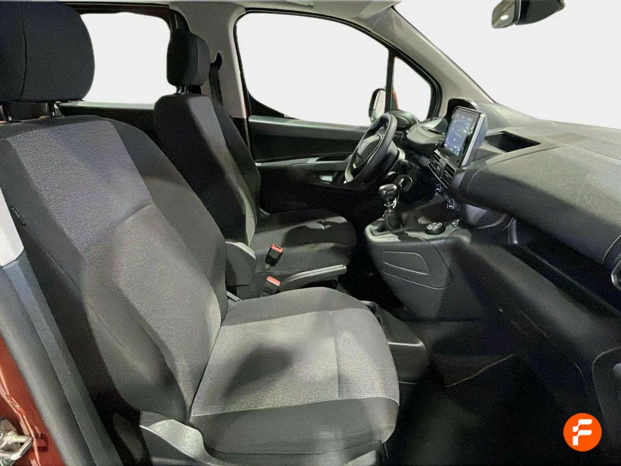 Foto Peugeot Rifter 13
