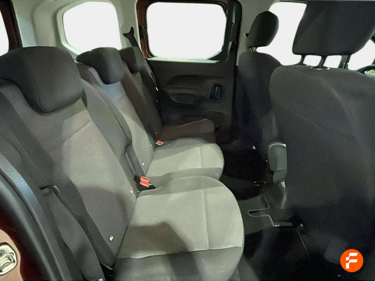Foto Peugeot Rifter 14
