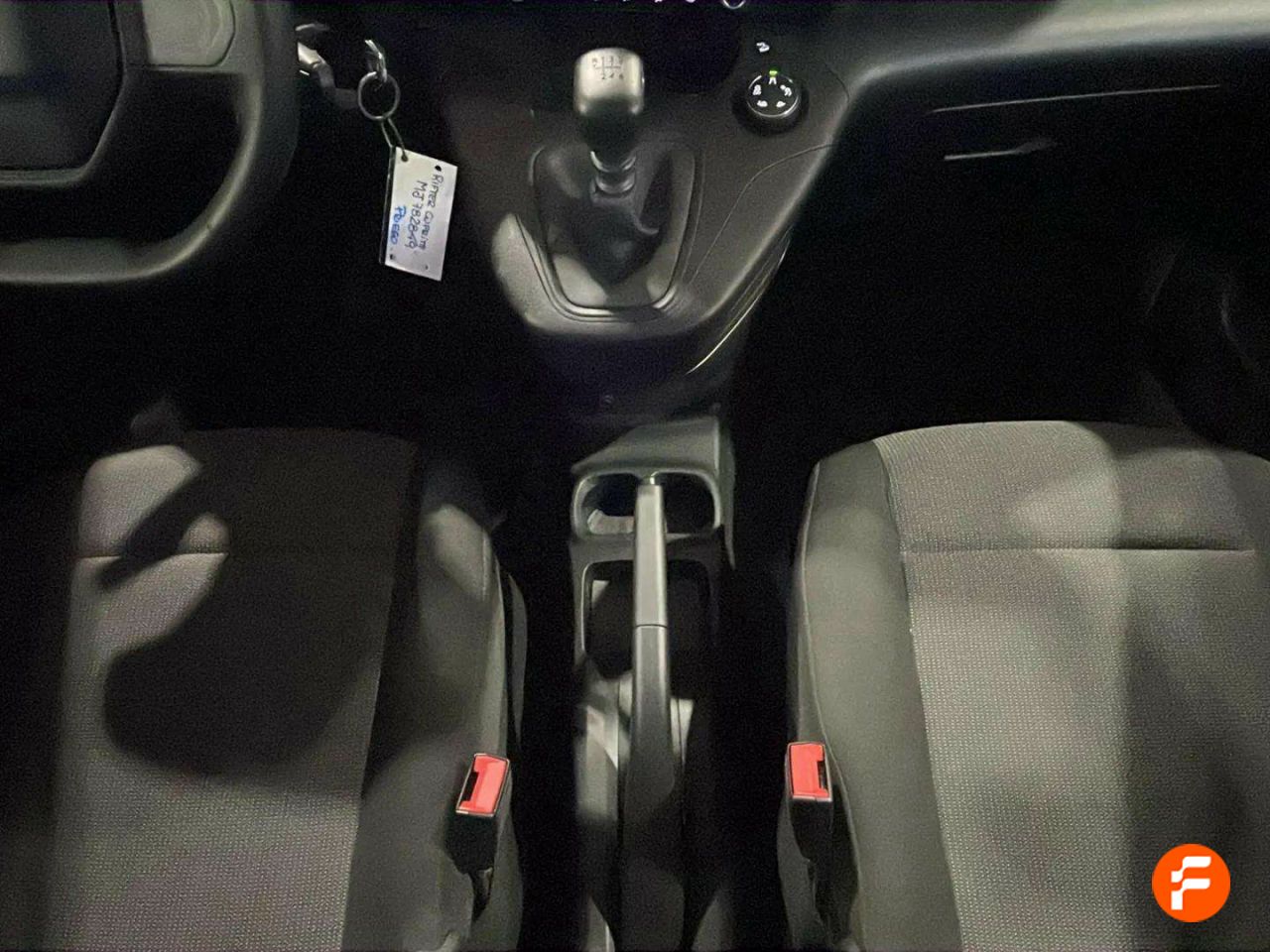 Foto Peugeot Rifter 23