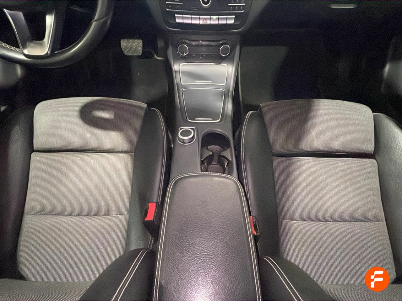 Foto Mercedes-Benz Clase B 23