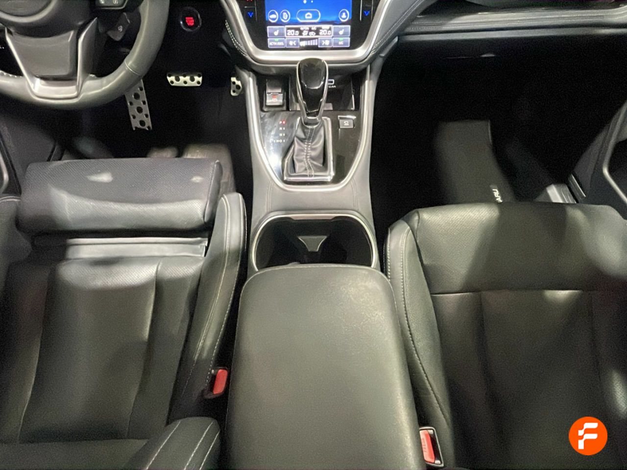 Foto Subaru Outback 12