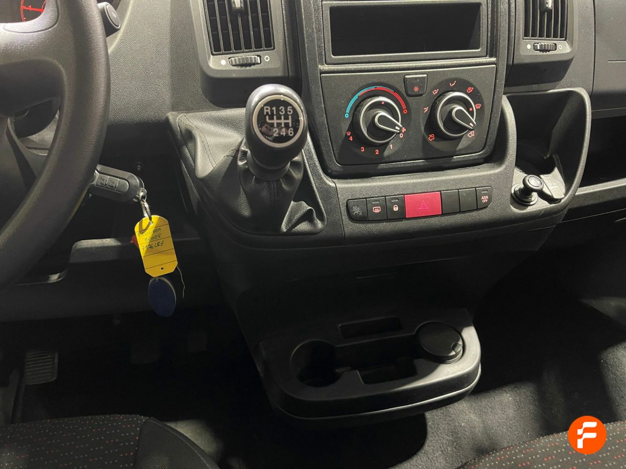 Foto Peugeot Boxer 9