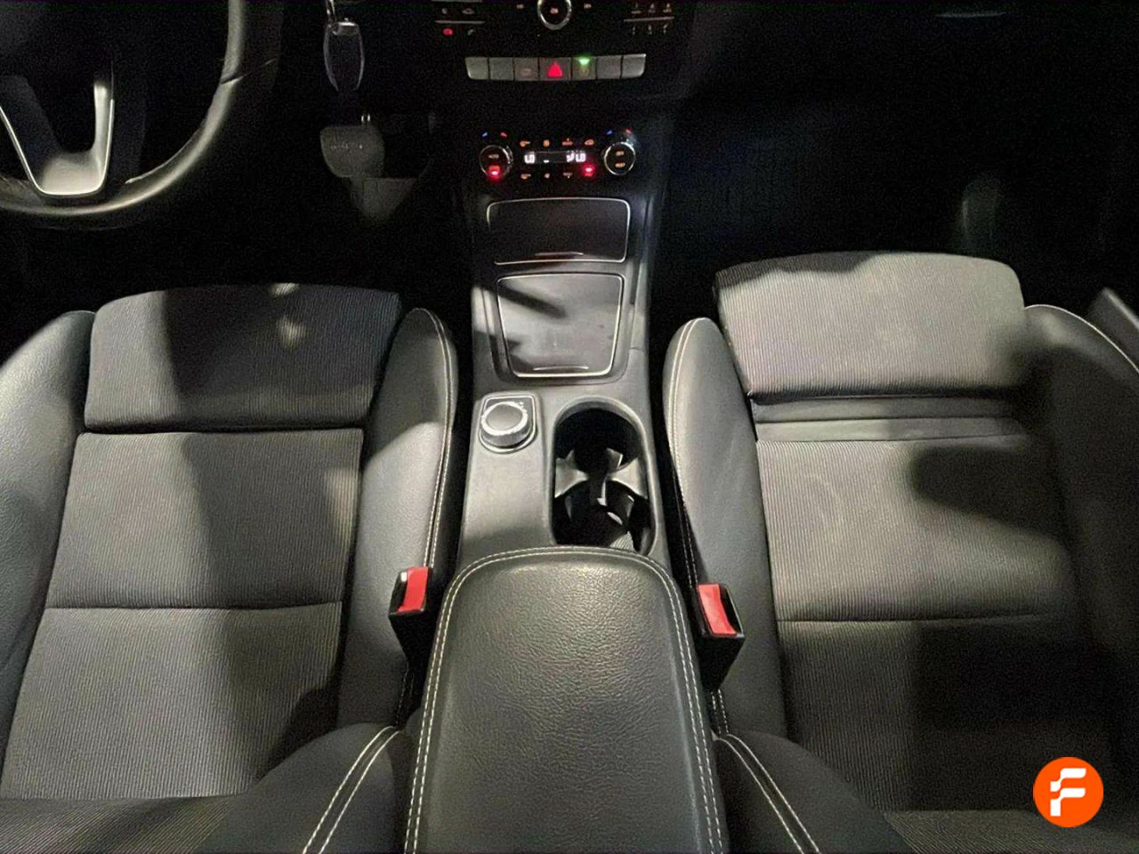 Foto Mercedes-Benz Clase B 23