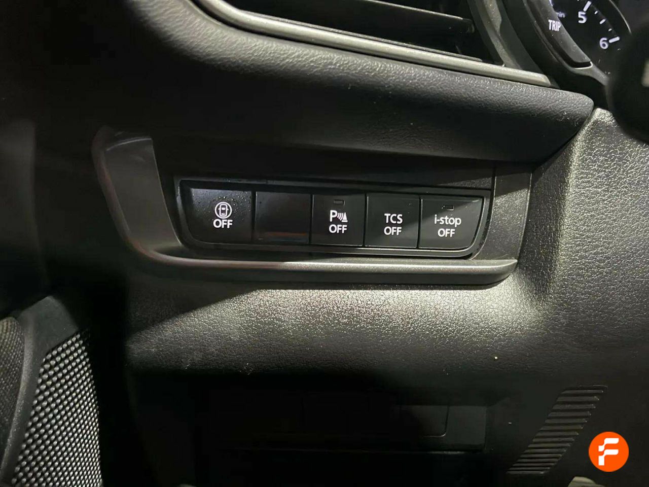 Foto Mazda CX-30 24