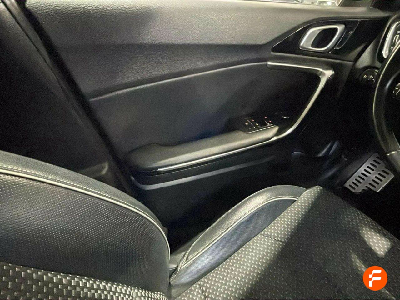 Foto Kia XCeed 18