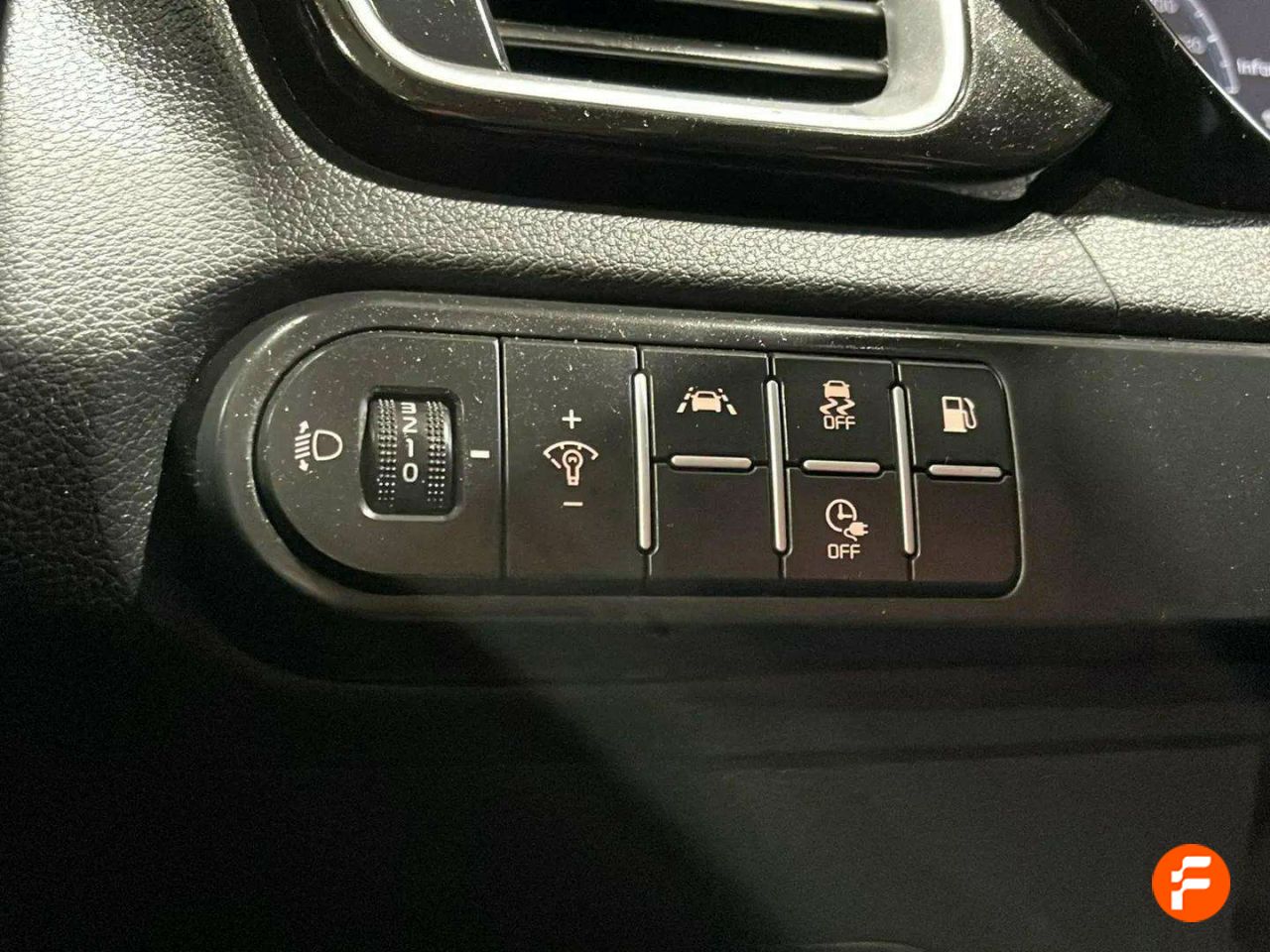 Foto Kia XCeed 24
