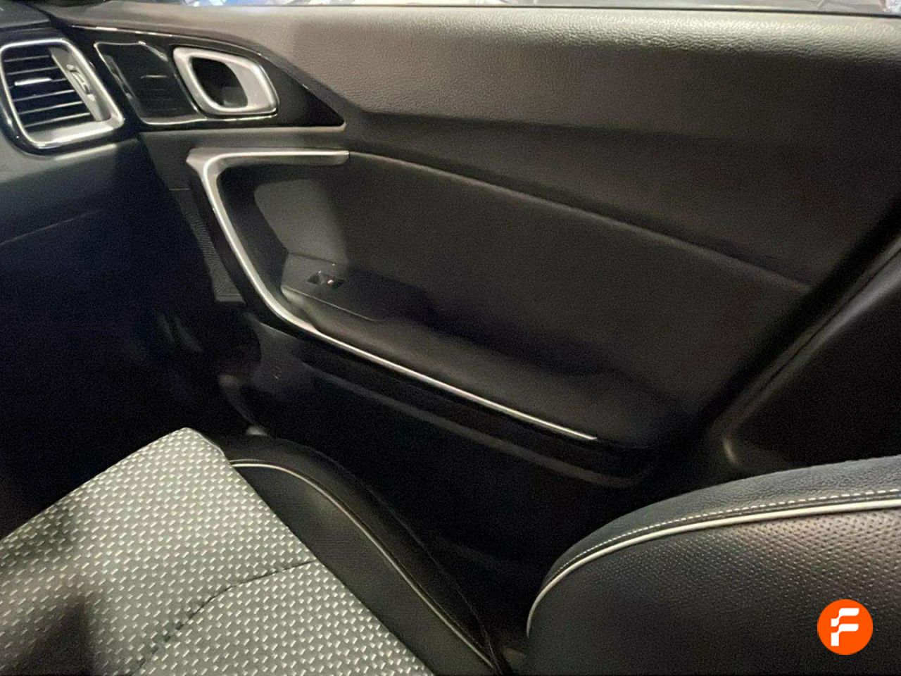 Foto Kia Ceed 34