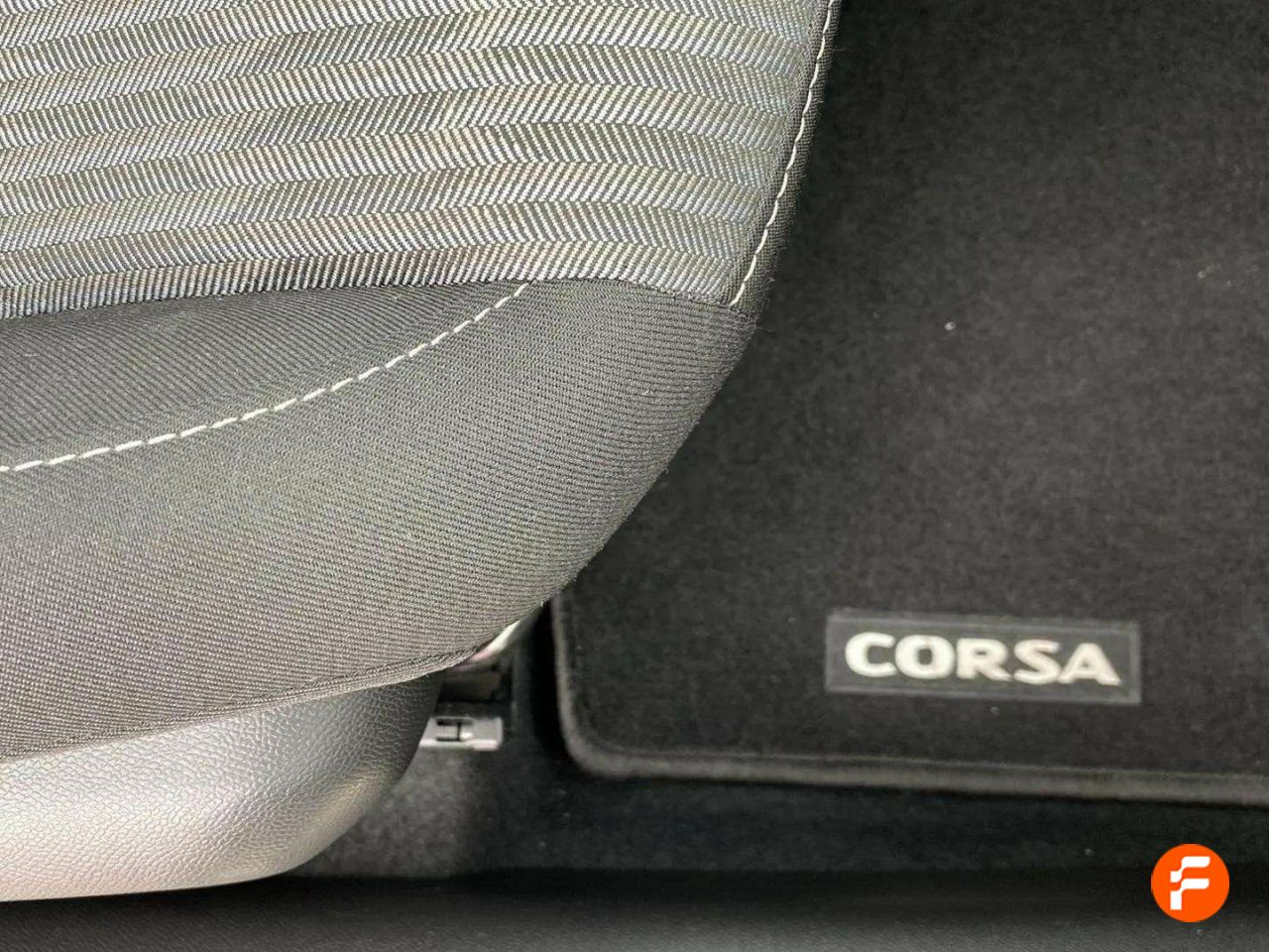 Foto Opel Corsa 21