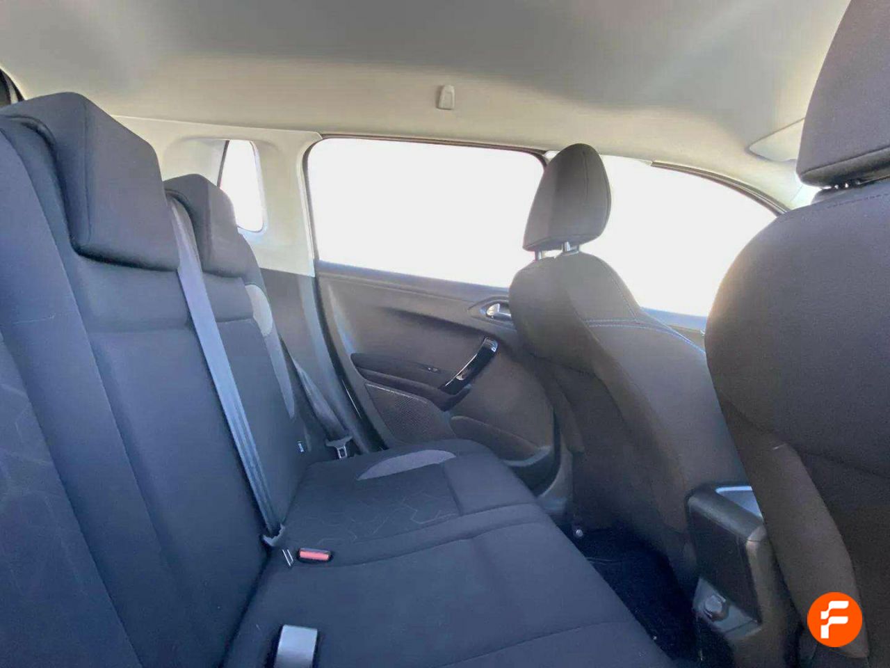Foto Peugeot 2008 15