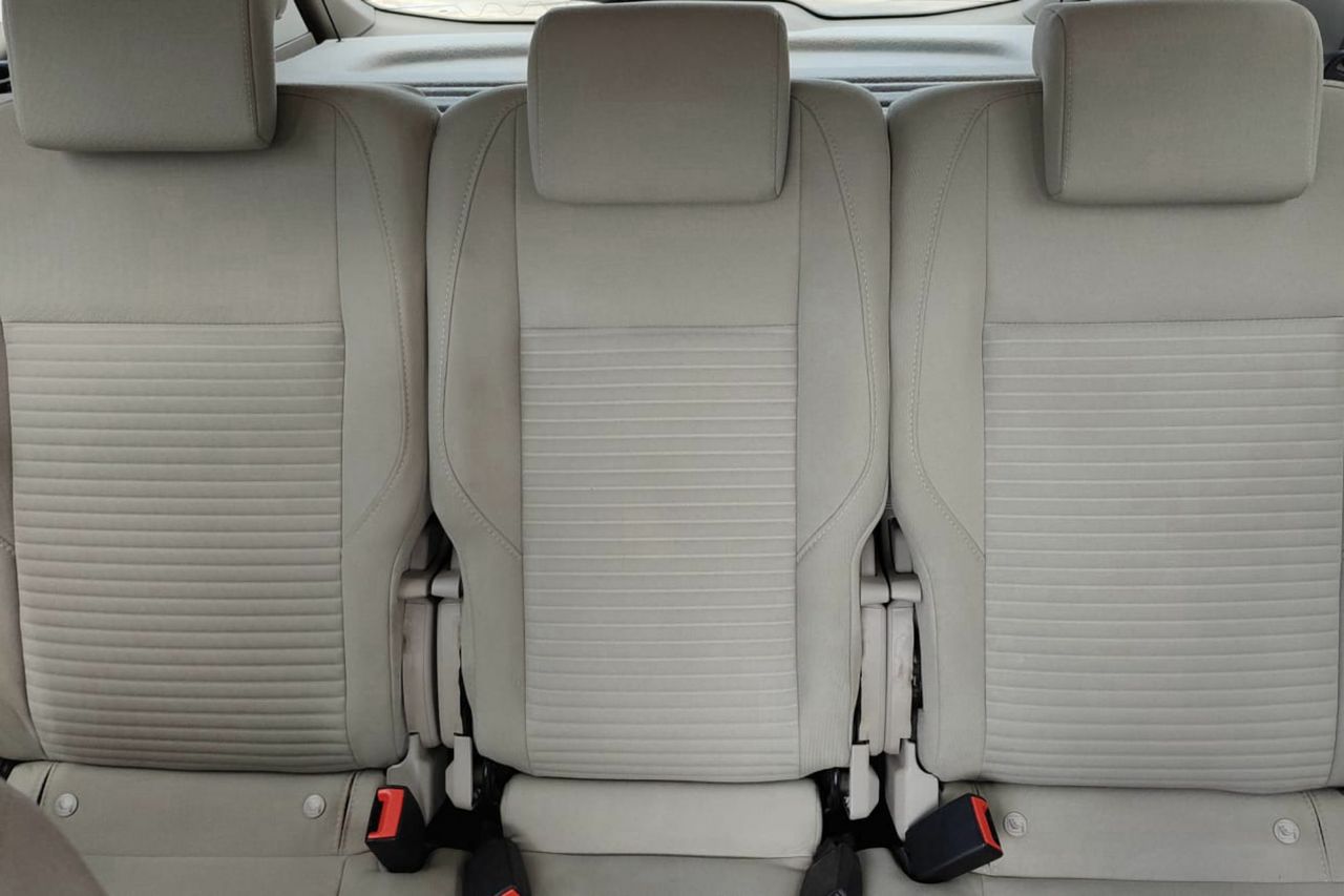 Foto Ford C-Max 18