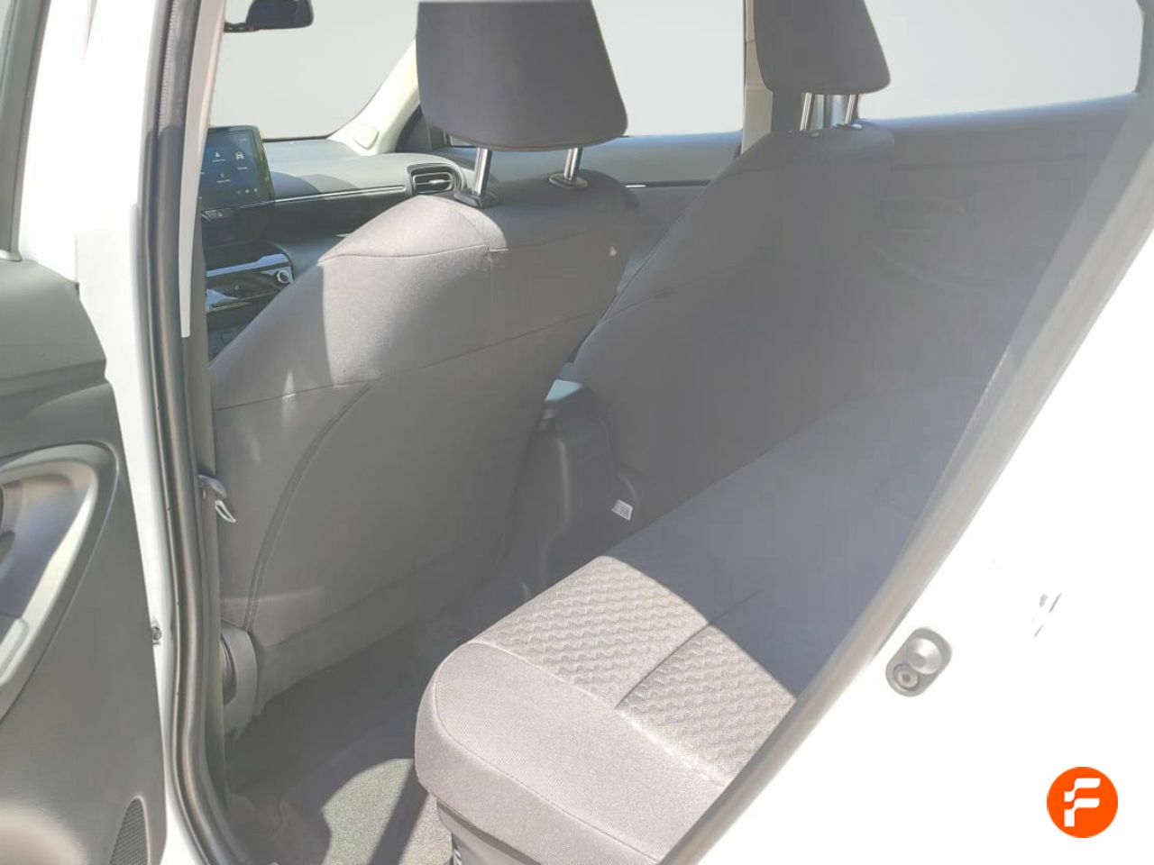 Foto Toyota Yaris 15