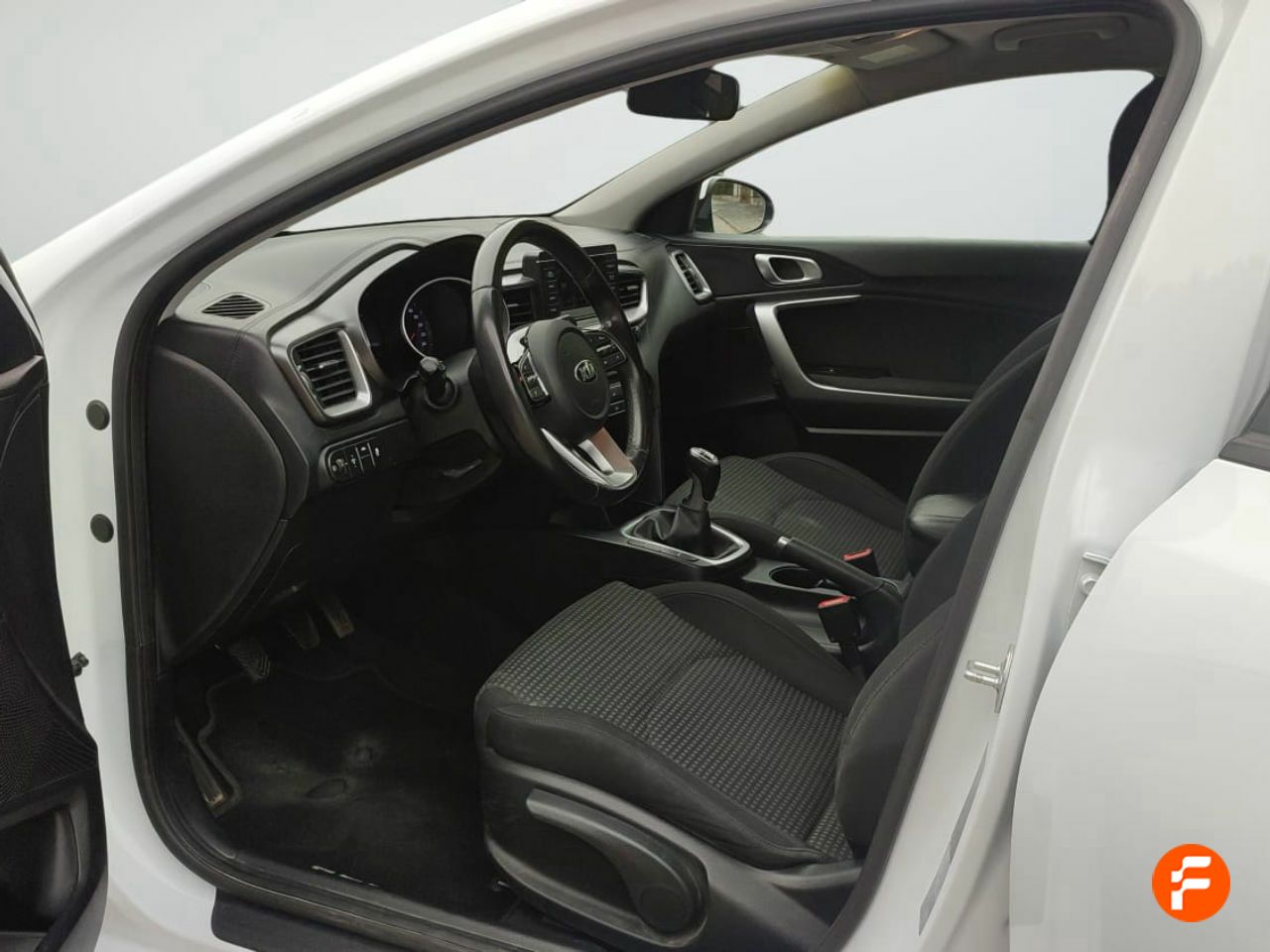 Foto Kia Ceed 16