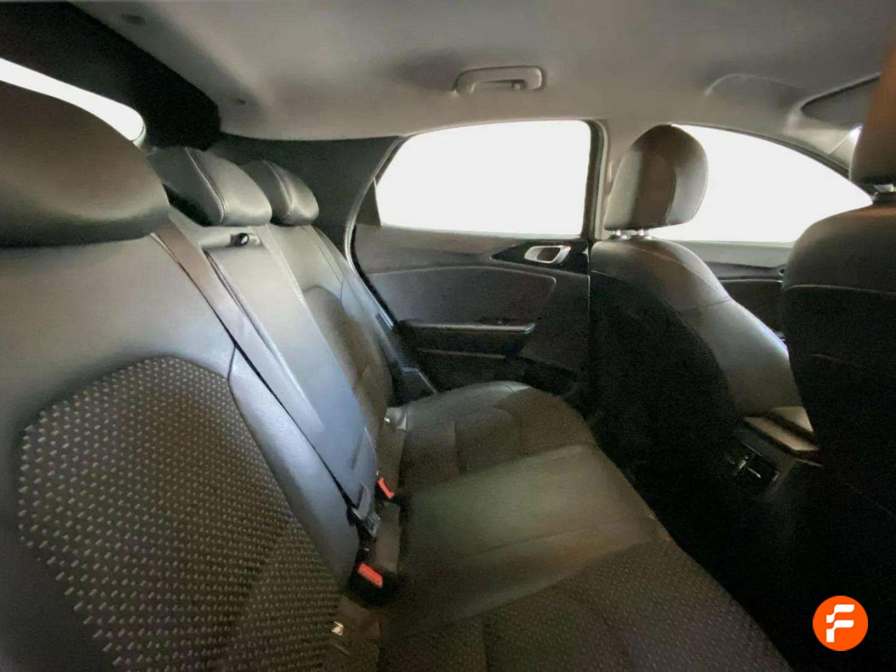 Foto Kia XCeed 15