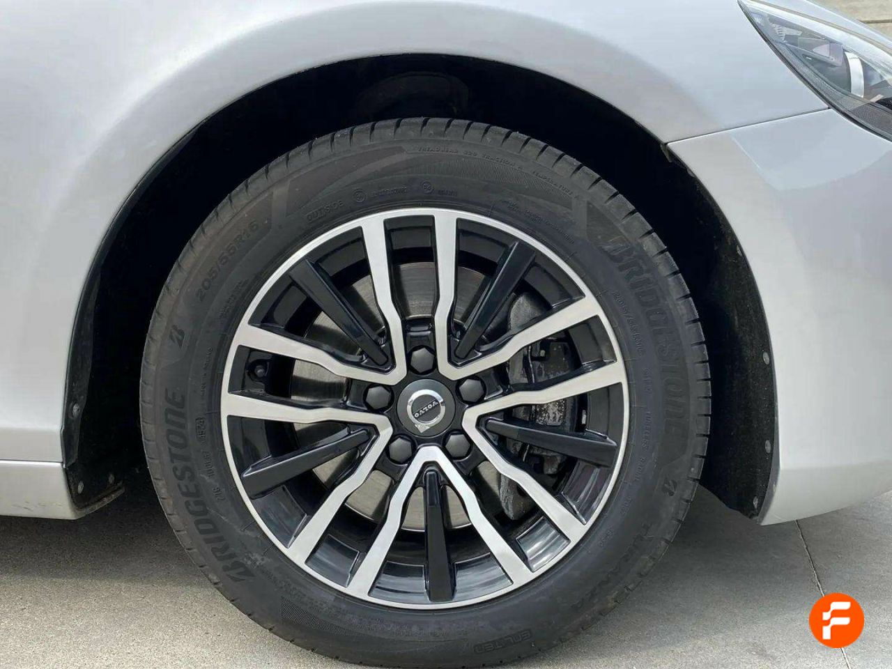 Foto Volvo V40 18