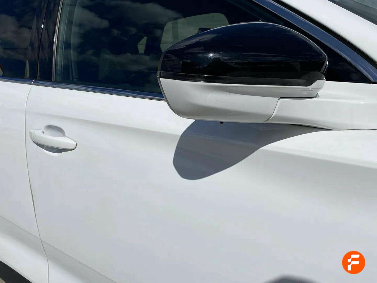 Foto DS Automobiles DS 7 36