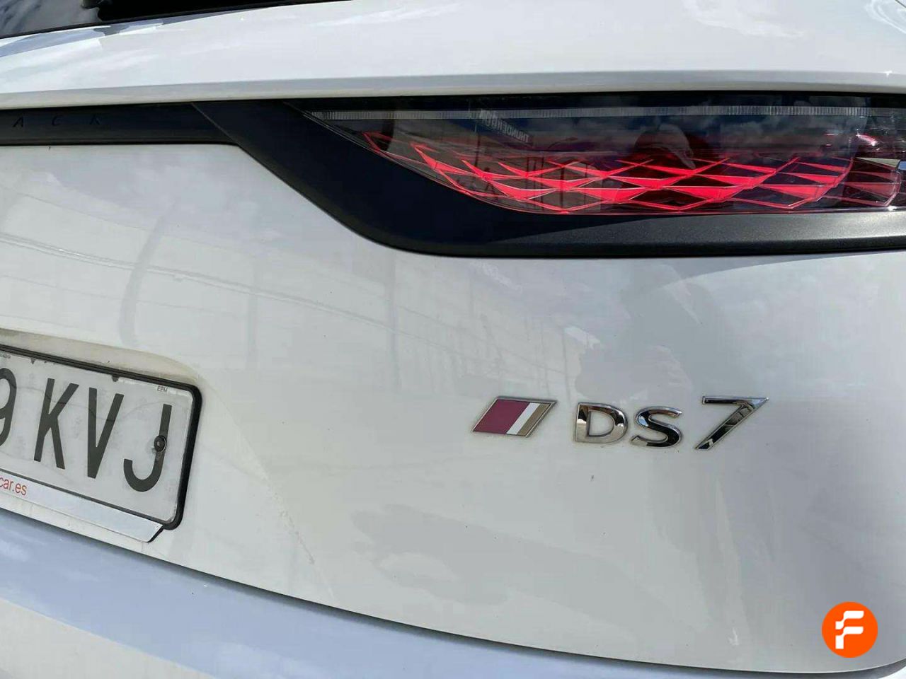 Foto DS Automobiles DS 7 39