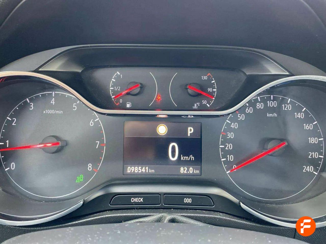 Foto Opel Crossland X 13
