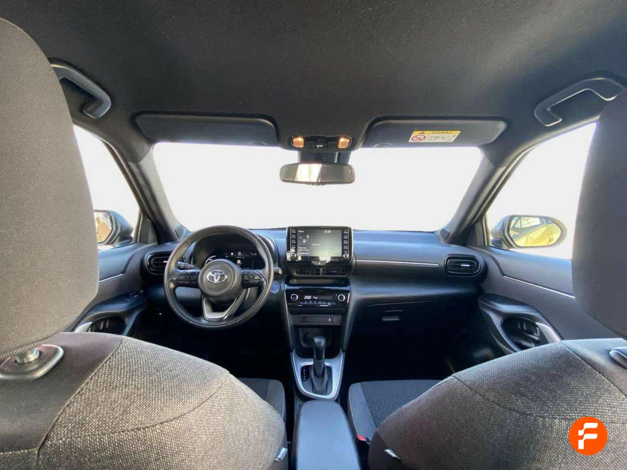 Foto Toyota Yaris 10