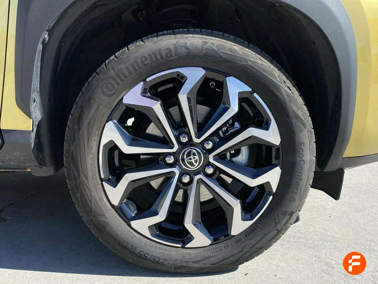 Foto Toyota Yaris 17