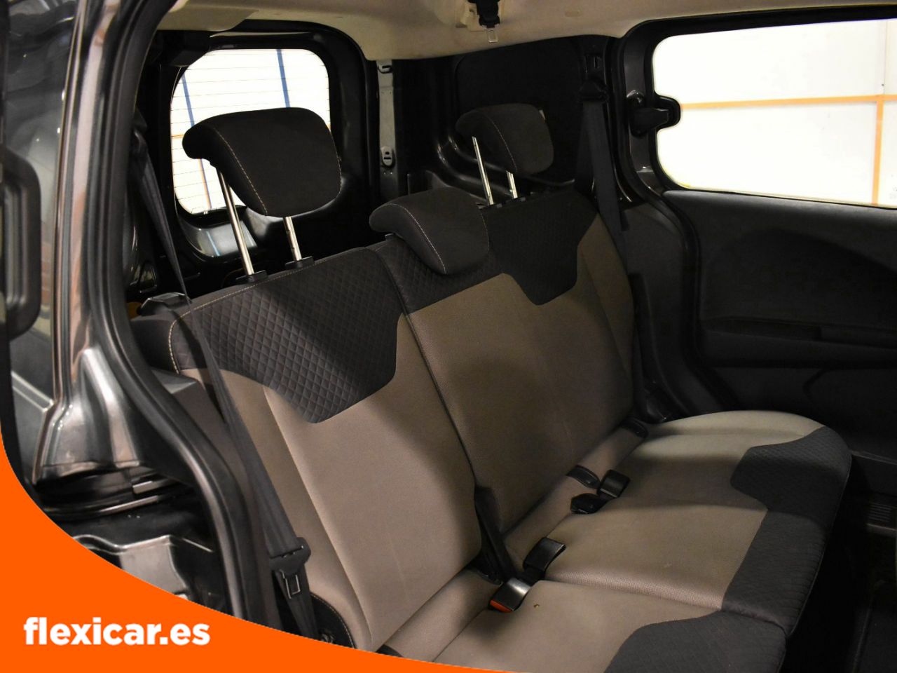 Foto Ford Tourneo Courier 10