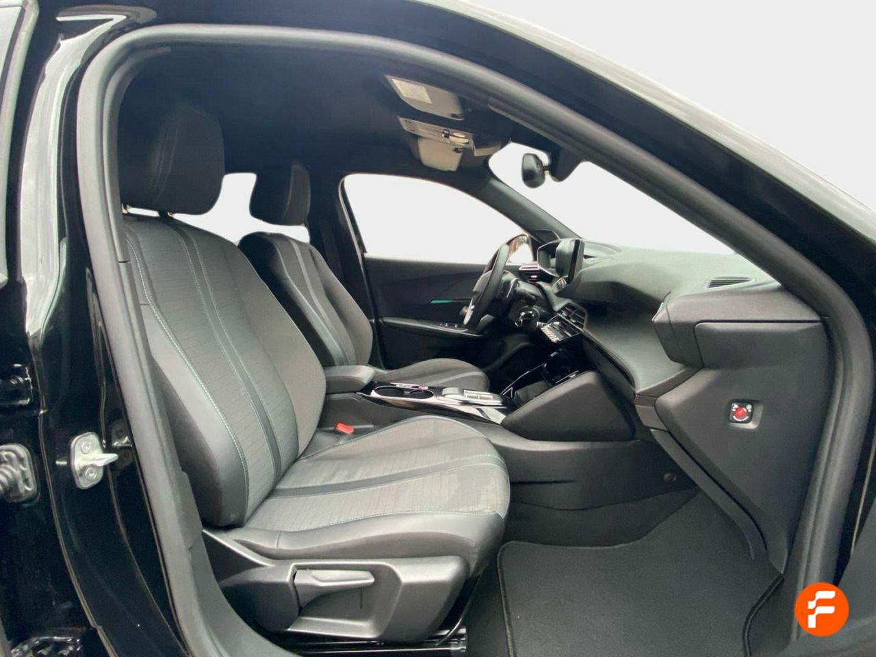 Foto Peugeot 2008 13