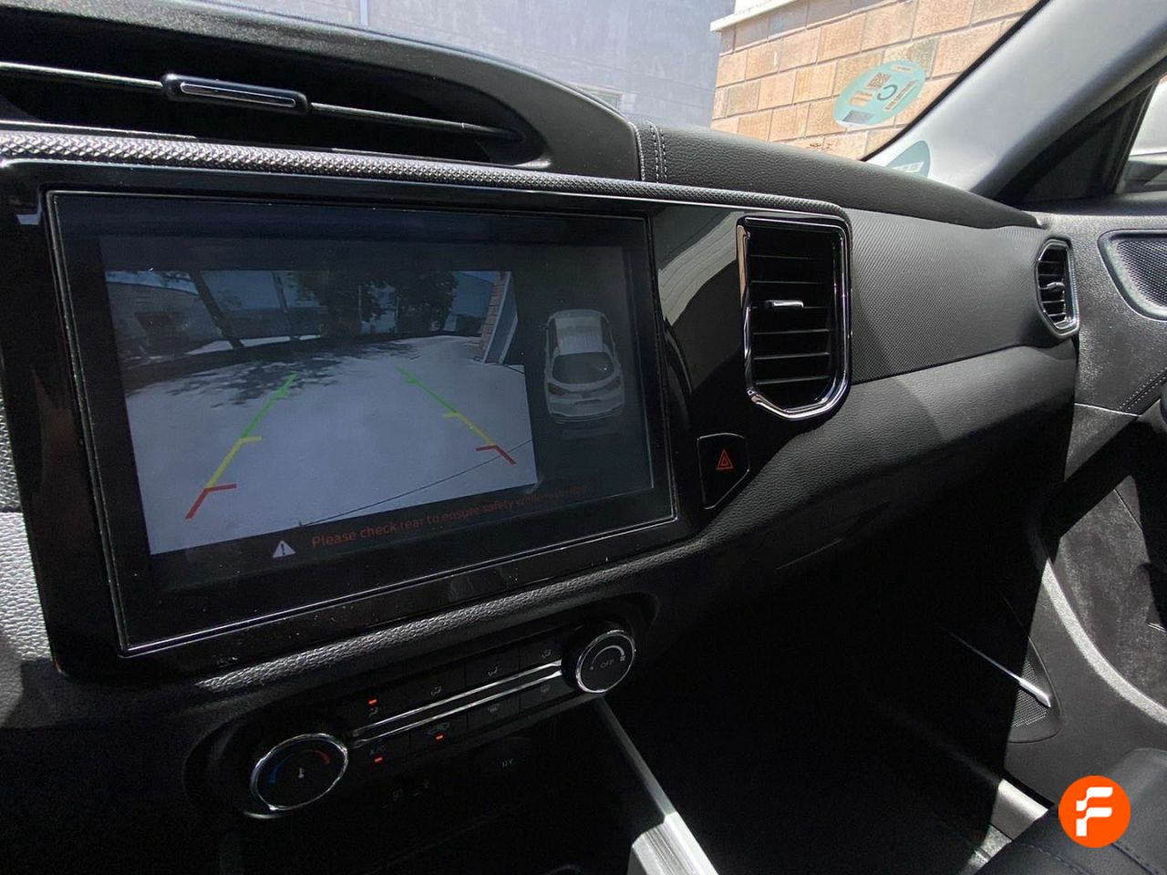 Foto DR Automobiles DR4 18