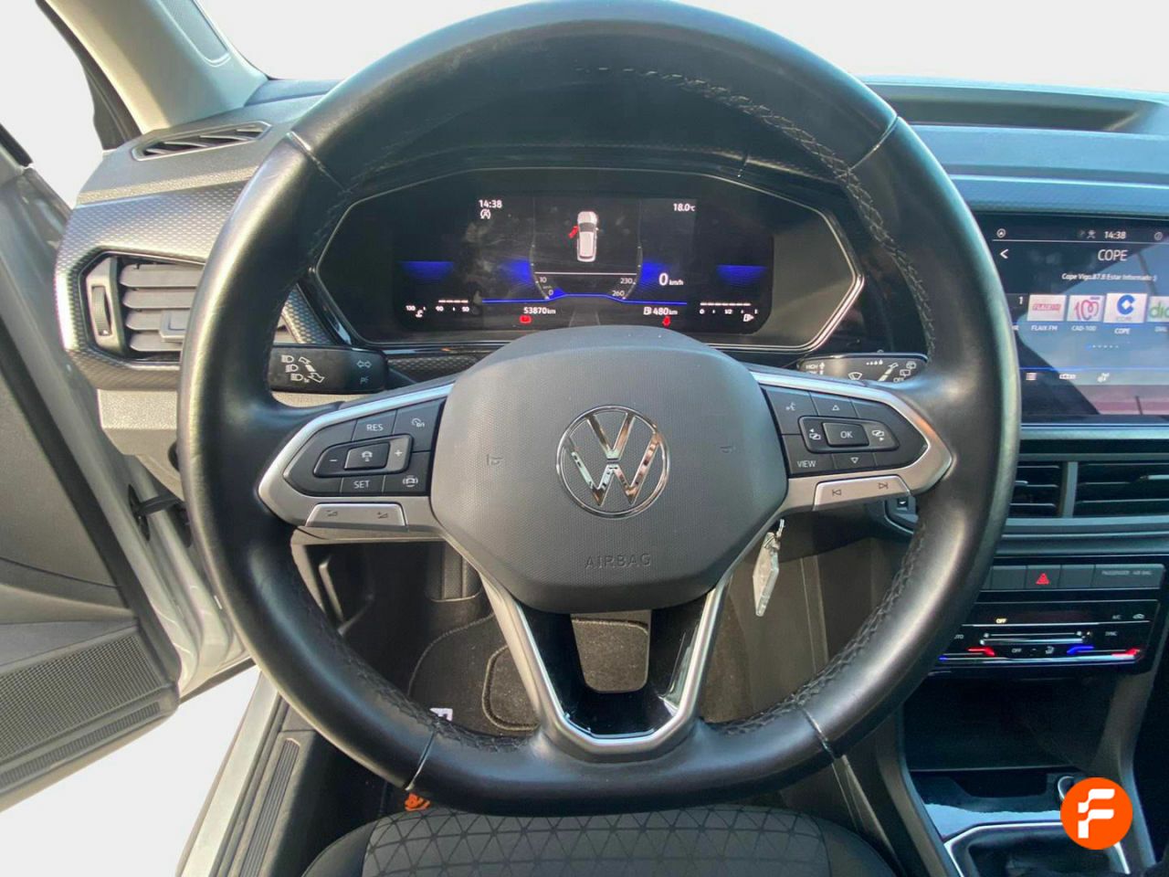 Foto Volkswagen T-Cross 12