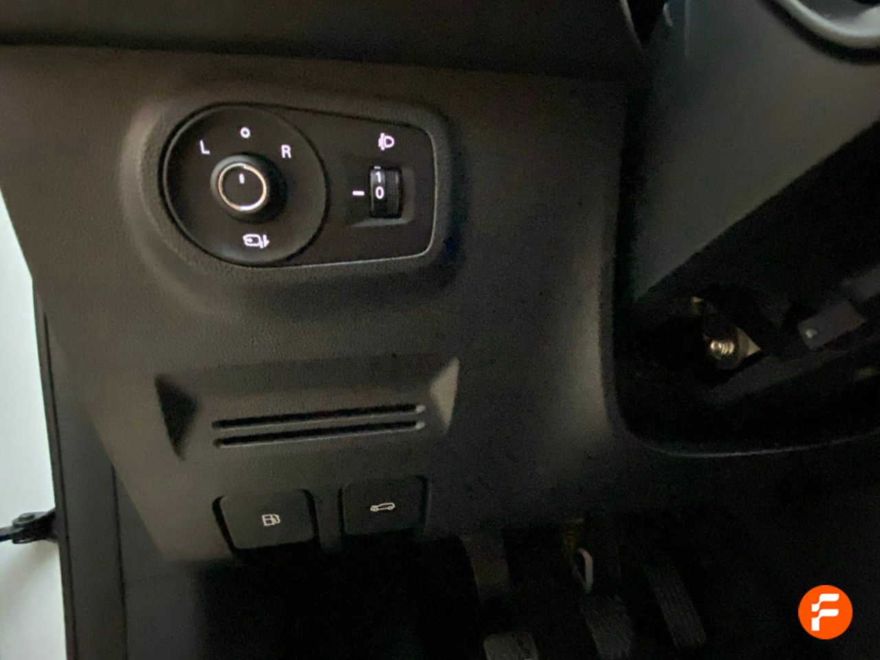 Foto MG ZS 13