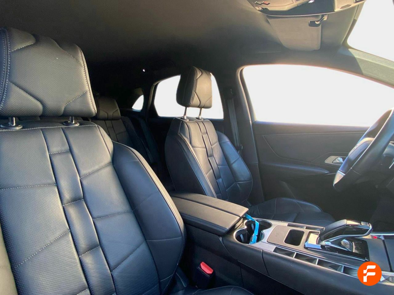 Foto DS Automobiles DS 7 18