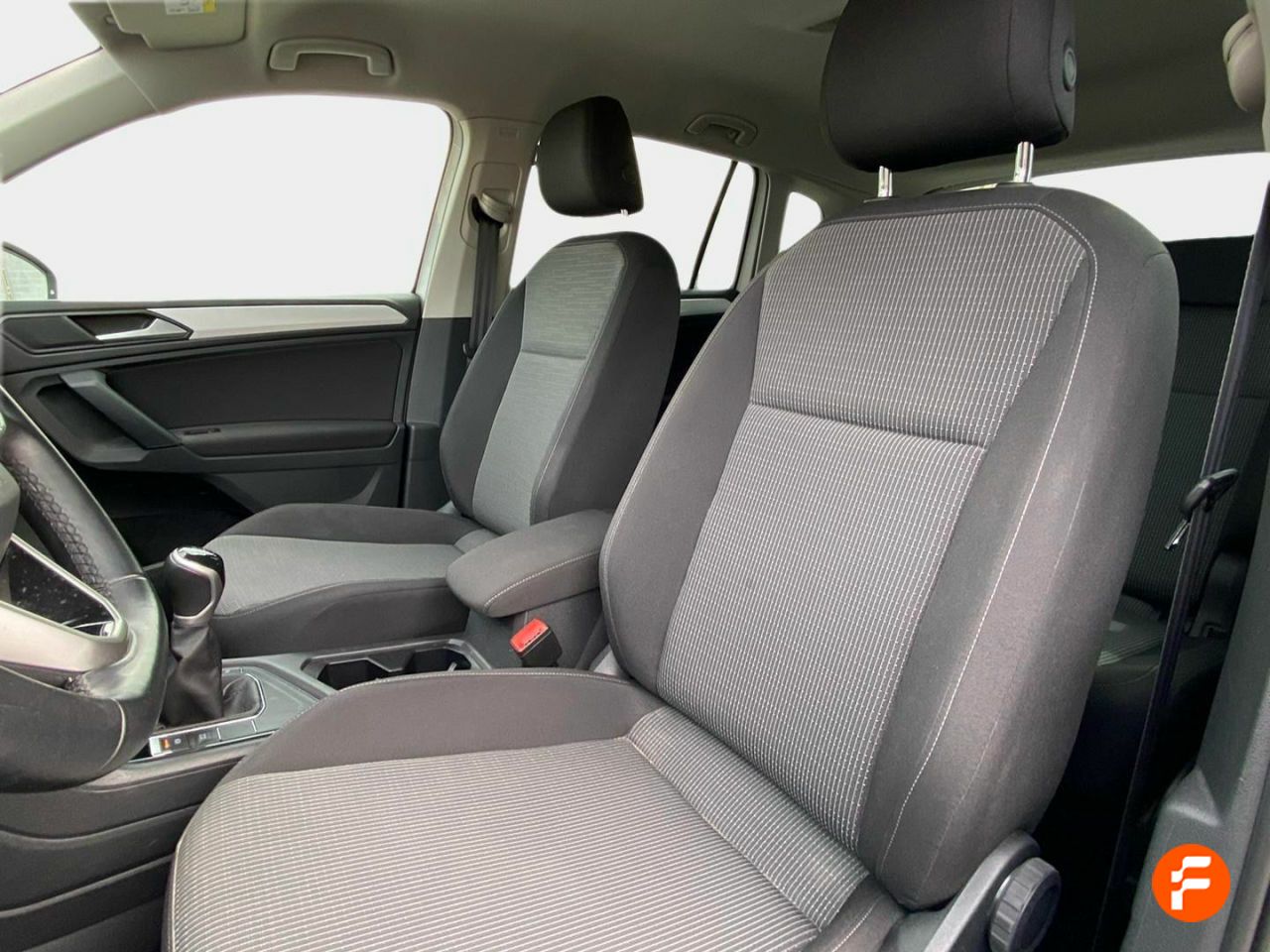 Foto Volkswagen Tiguan 16