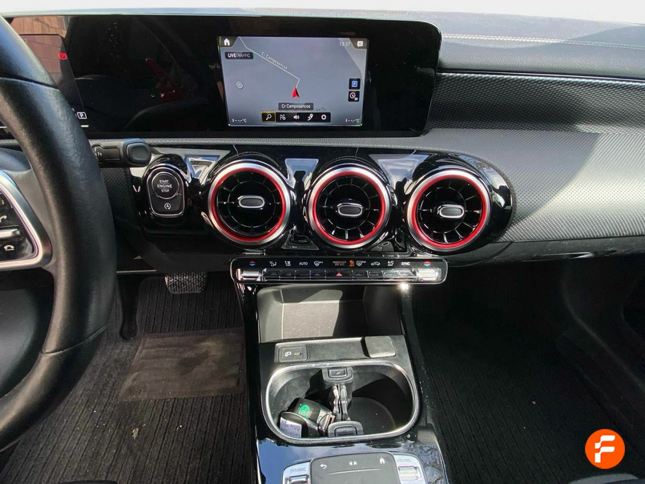 Foto Mercedes-Benz Clase CLA 11