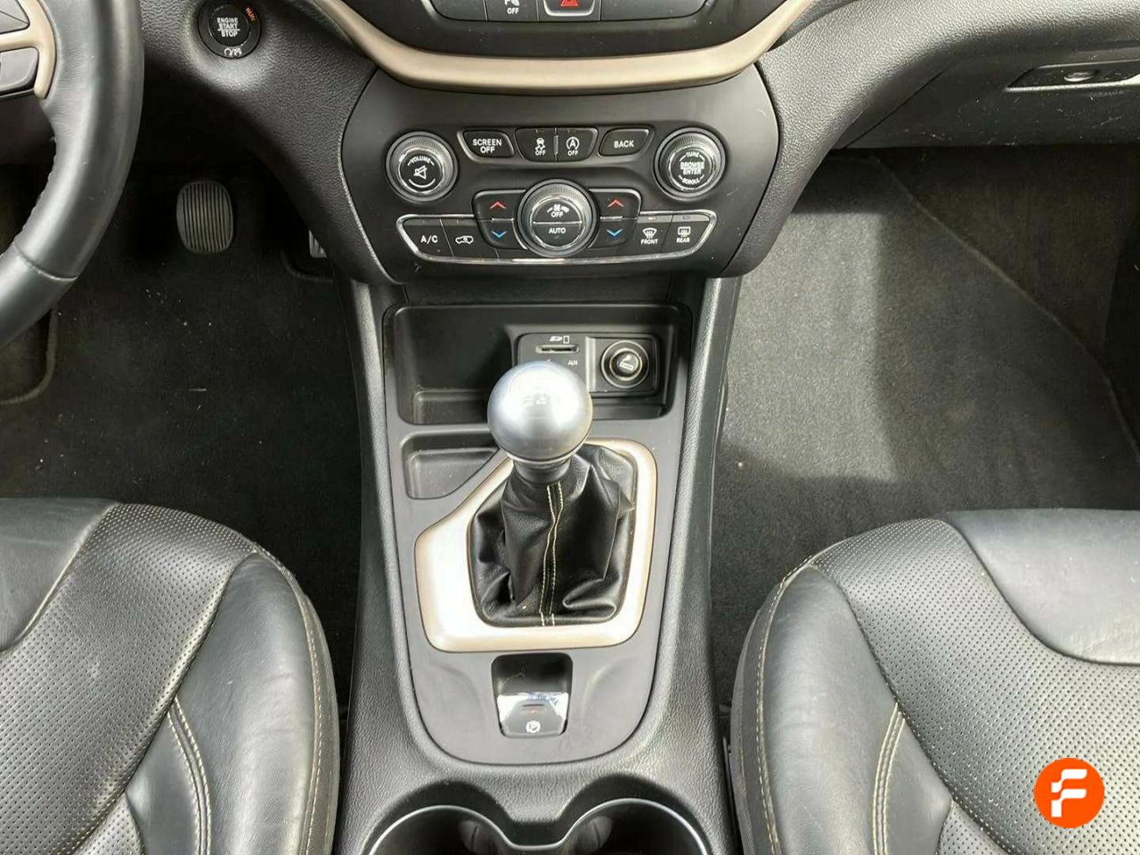 Foto Jeep Cherokee 18