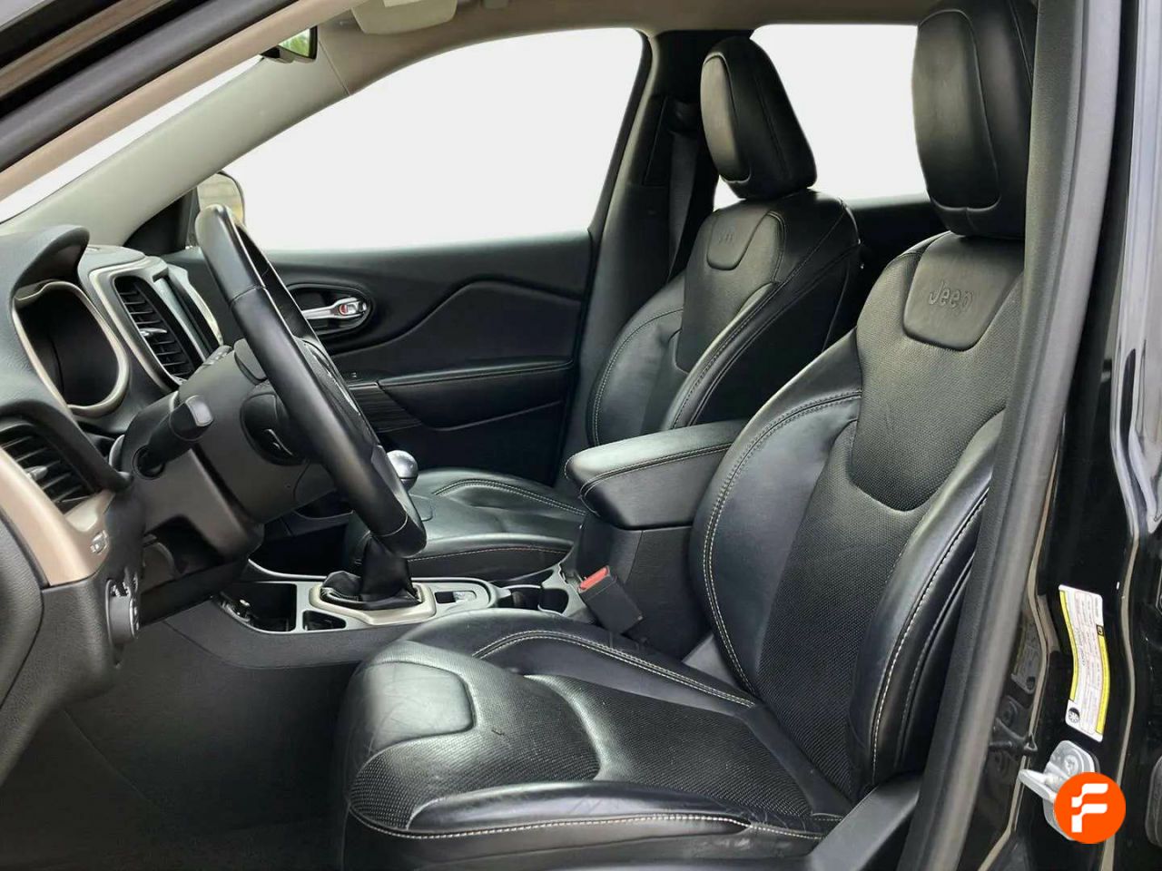 Foto Jeep Cherokee 19