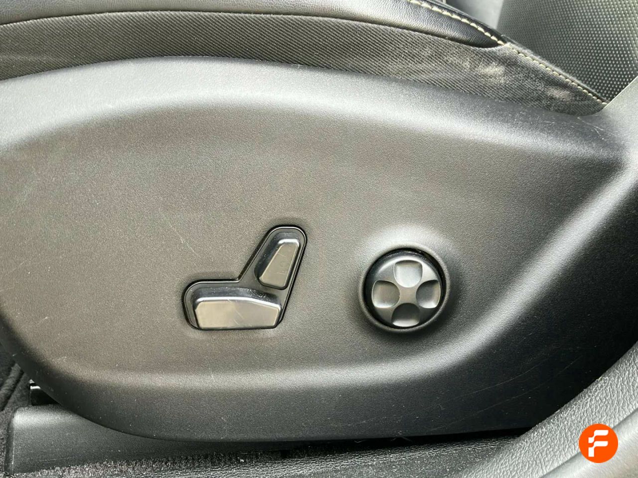 Foto Jeep Cherokee 21