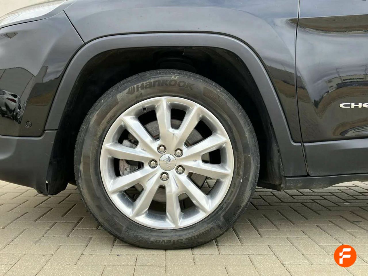 Foto Jeep Cherokee 24