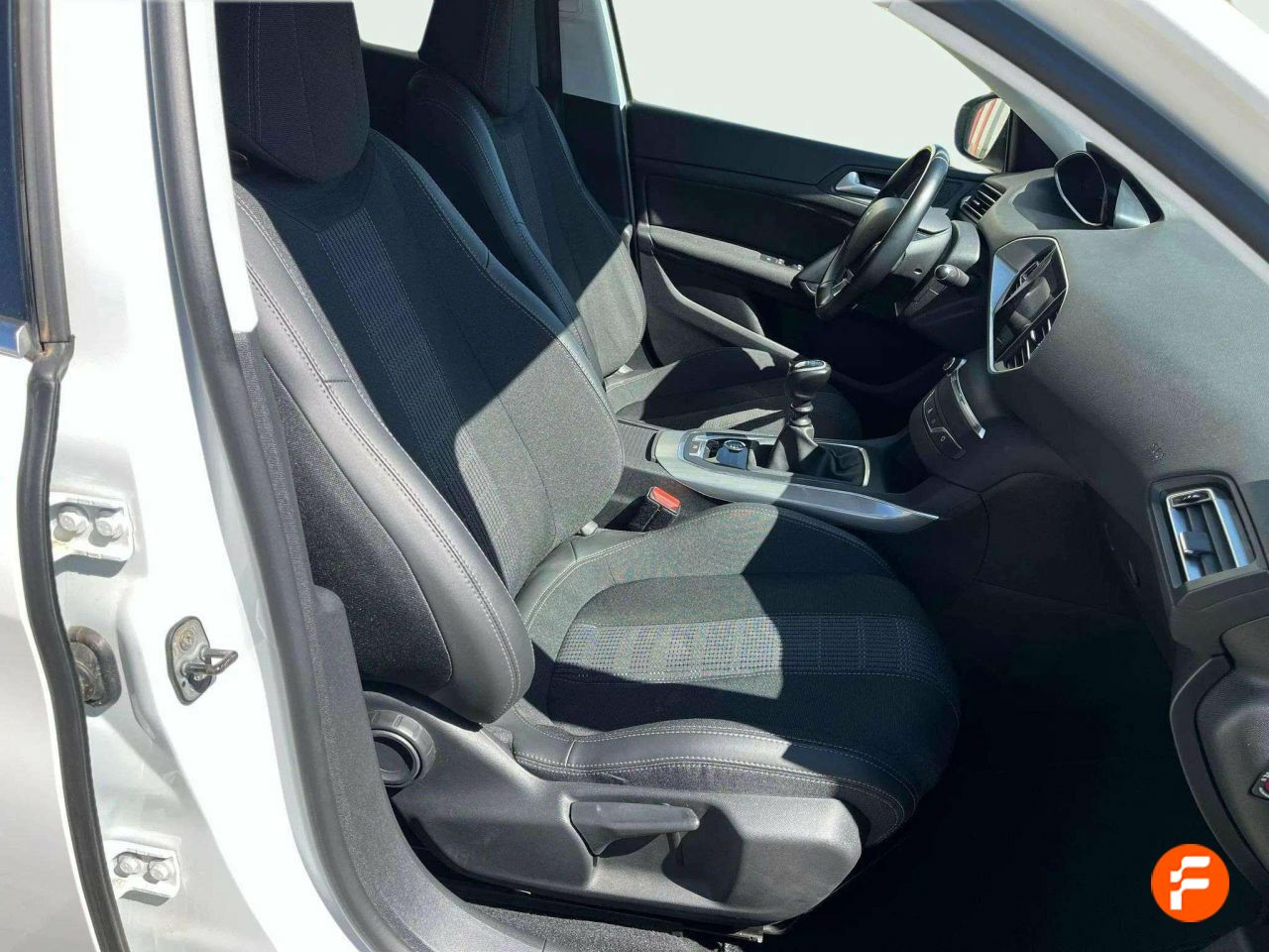 Foto Peugeot 308 14