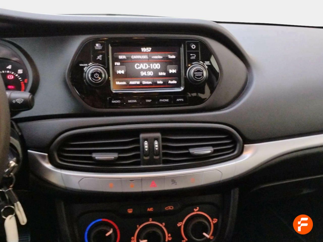 Foto Fiat Tipo 8