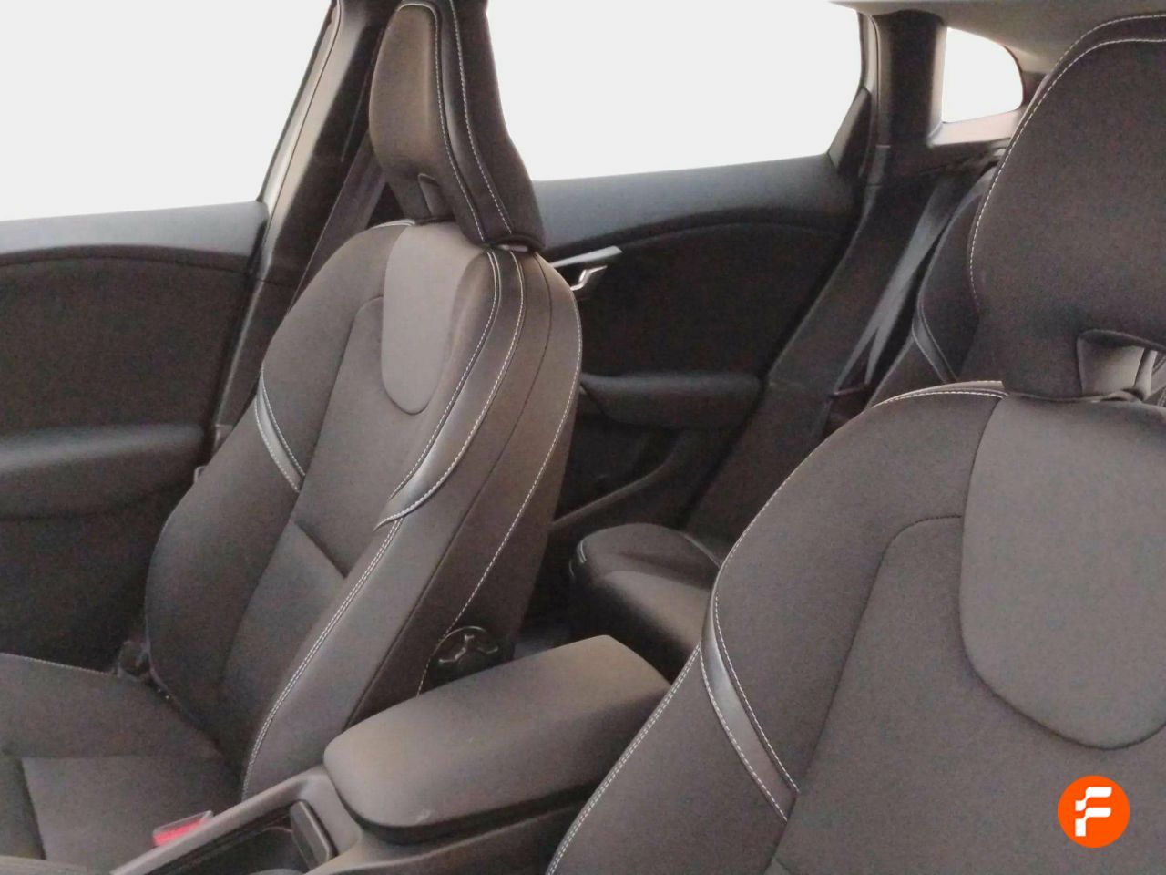 Foto Volvo V40 10