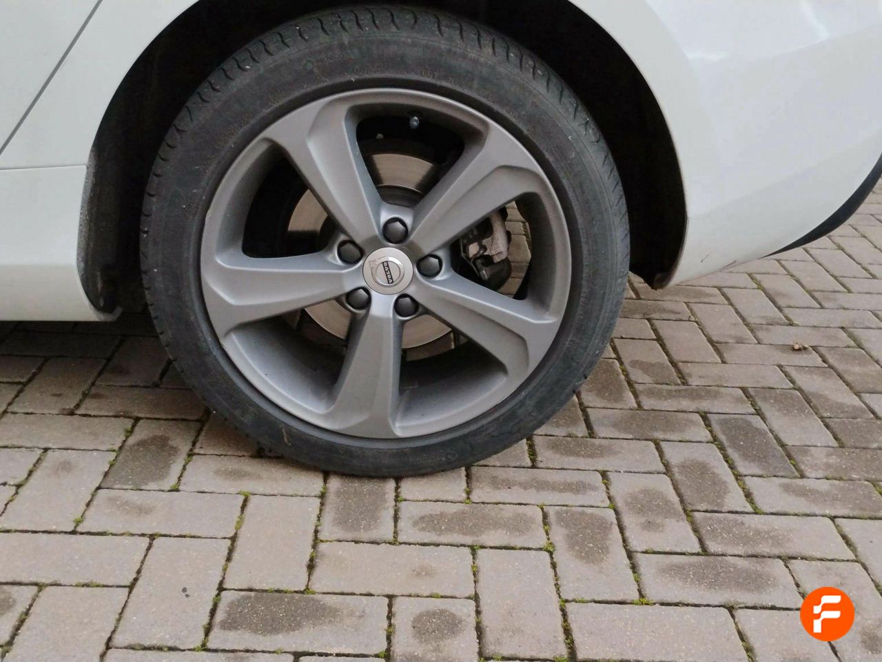 Foto Volvo V40 13