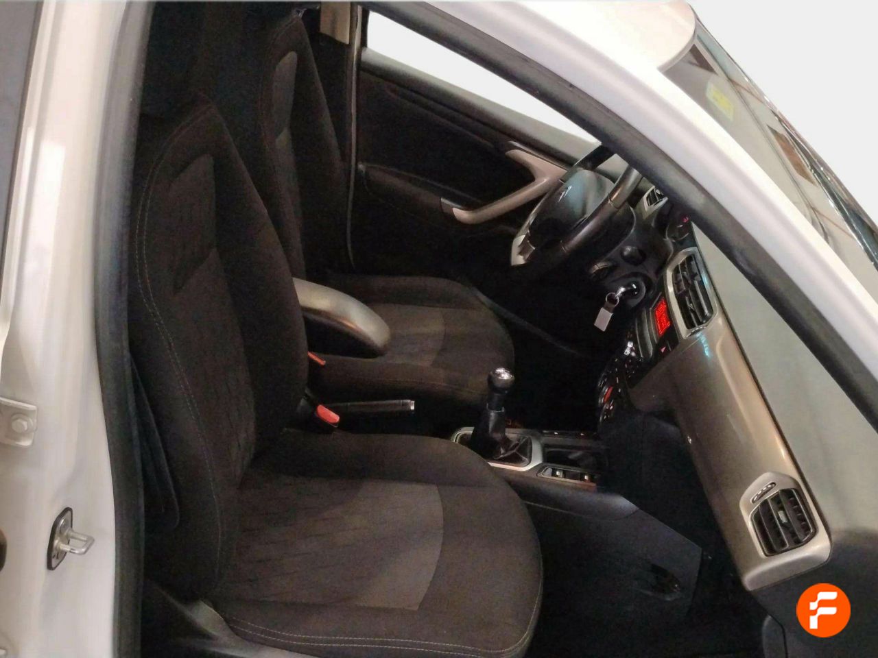 Foto Citroën C-Elysèe 11