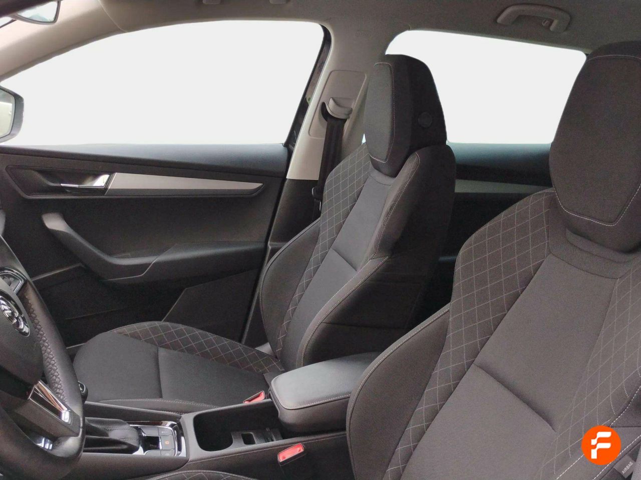 Foto Skoda Karoq 12