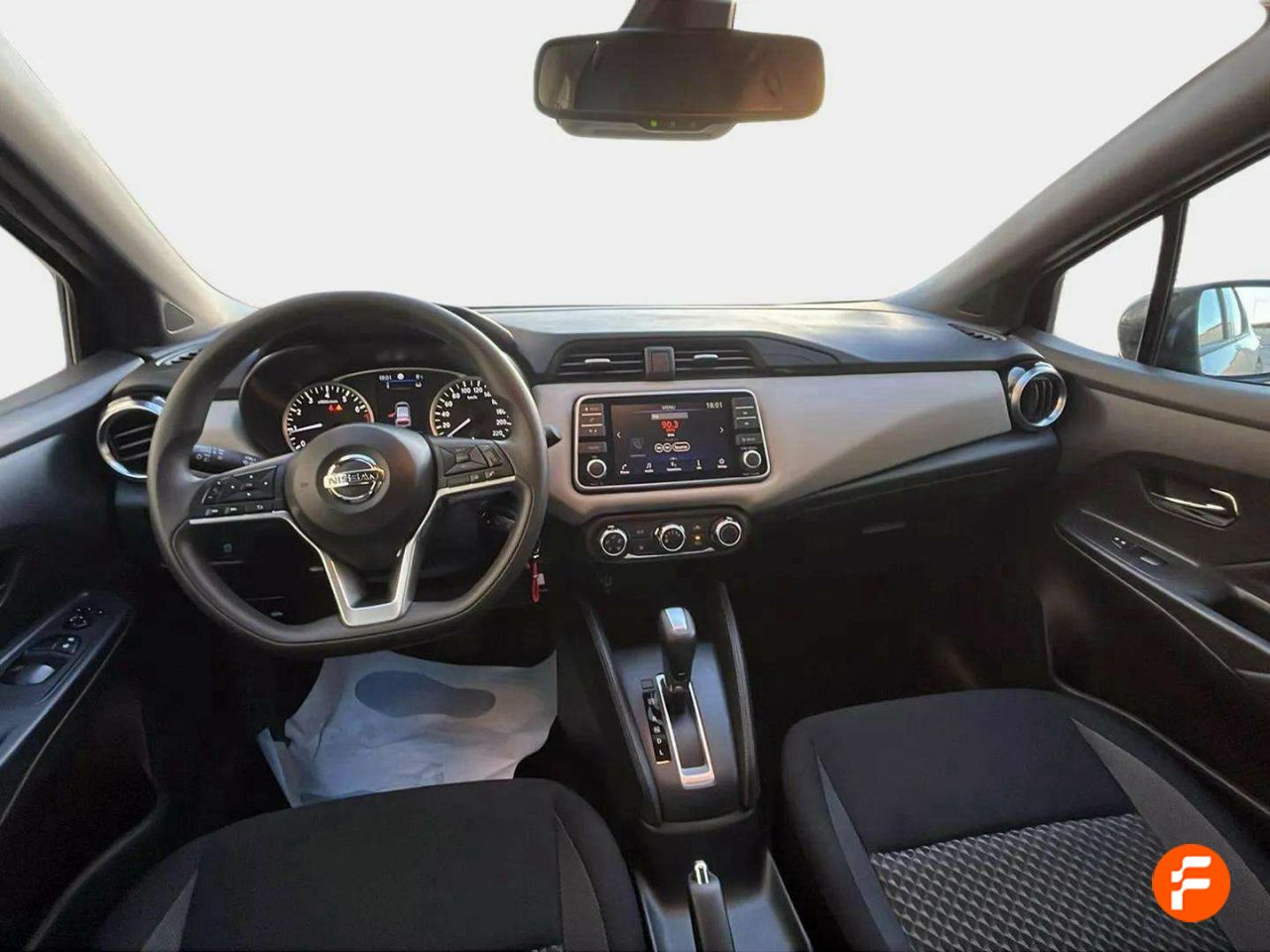 Foto Nissan Micra 8