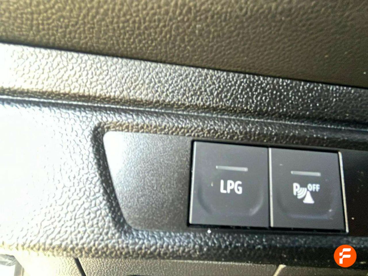 Foto Dacia Sandero 14