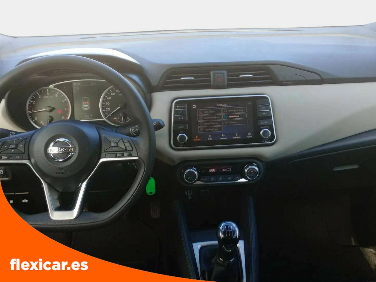 Foto Nissan Micra 10