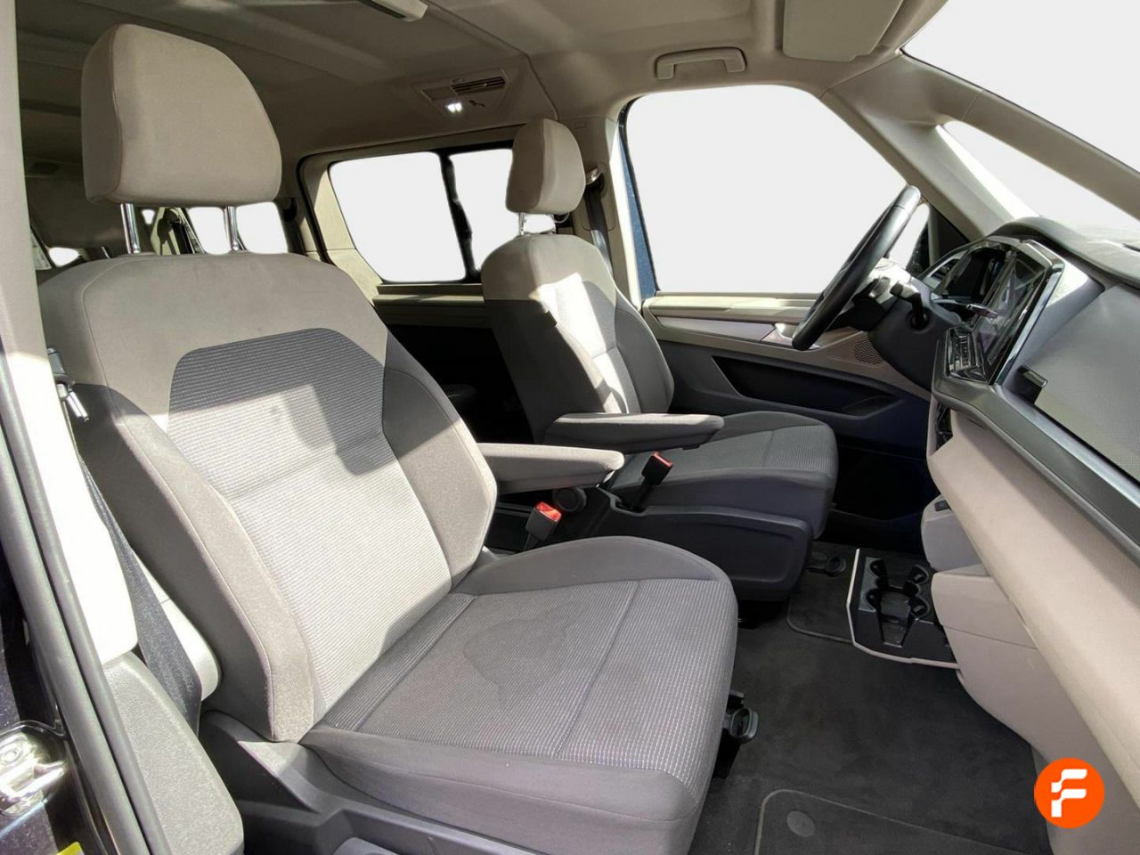 Foto Volkswagen Multivan 16