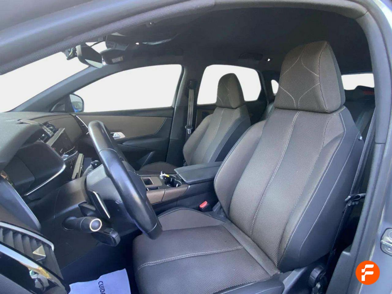 Foto DS Automobiles DS 7 12