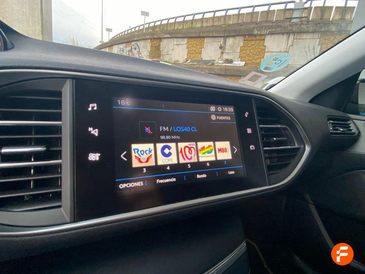 Foto Peugeot 308 11